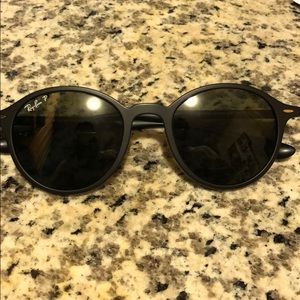 Ray-Ban Polarized Liteforce matte Sun Glasses
